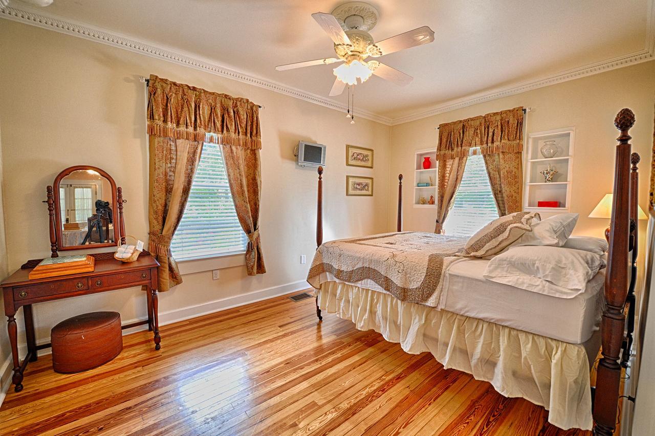 Farnsworth House Bed And Breakfast Маунт-Дора Екстер'єр фото